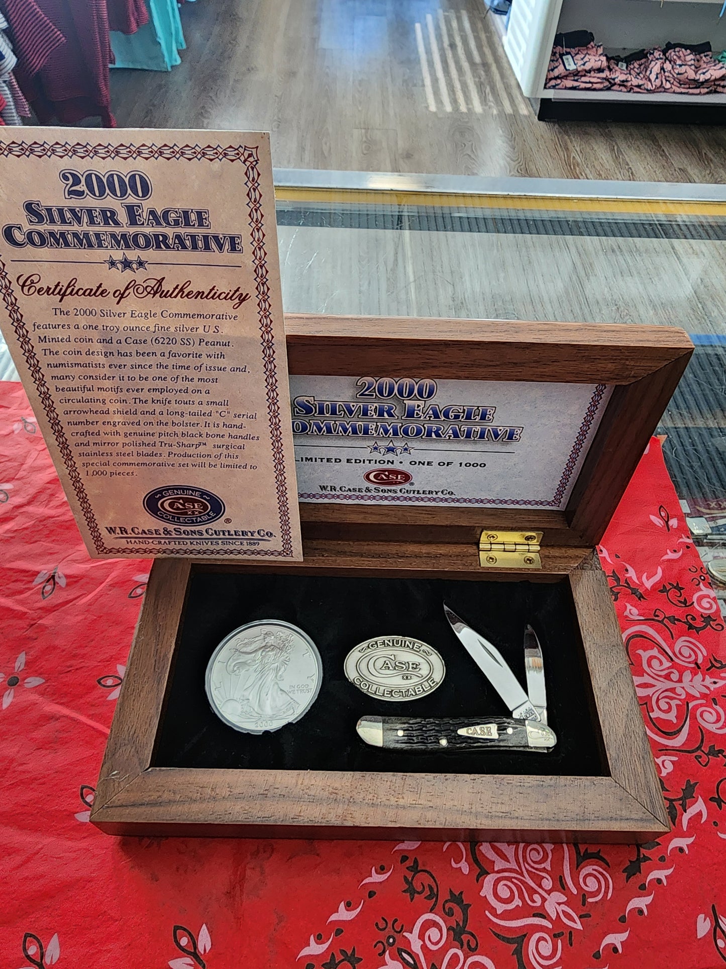 2000 Case Silver Eagle Commemorative Peanut Box