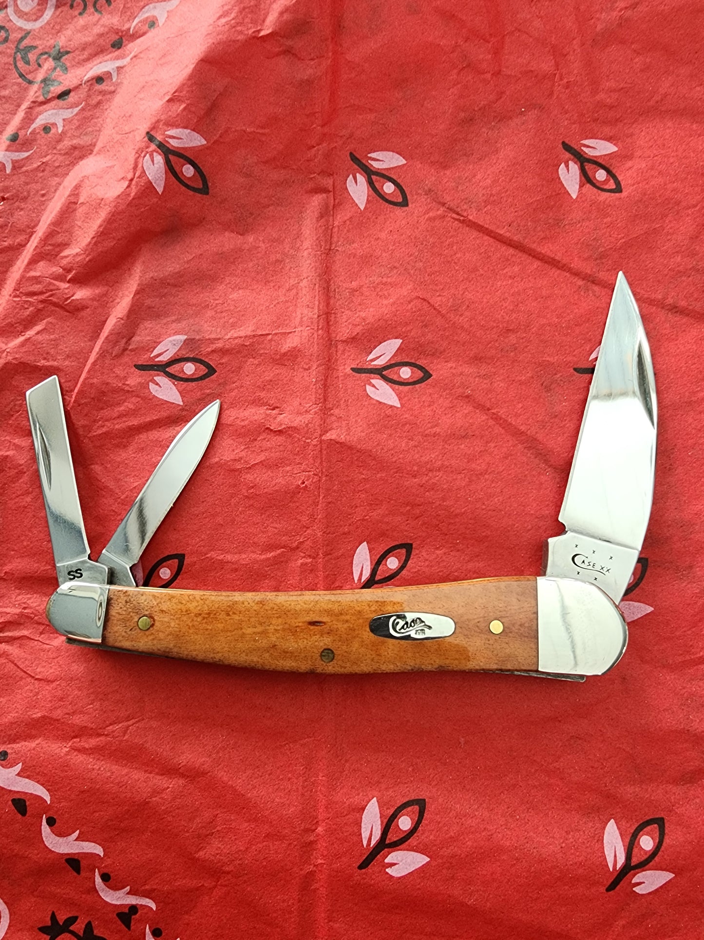 2015 Case Smooth Chestnut Seahorse Whittler