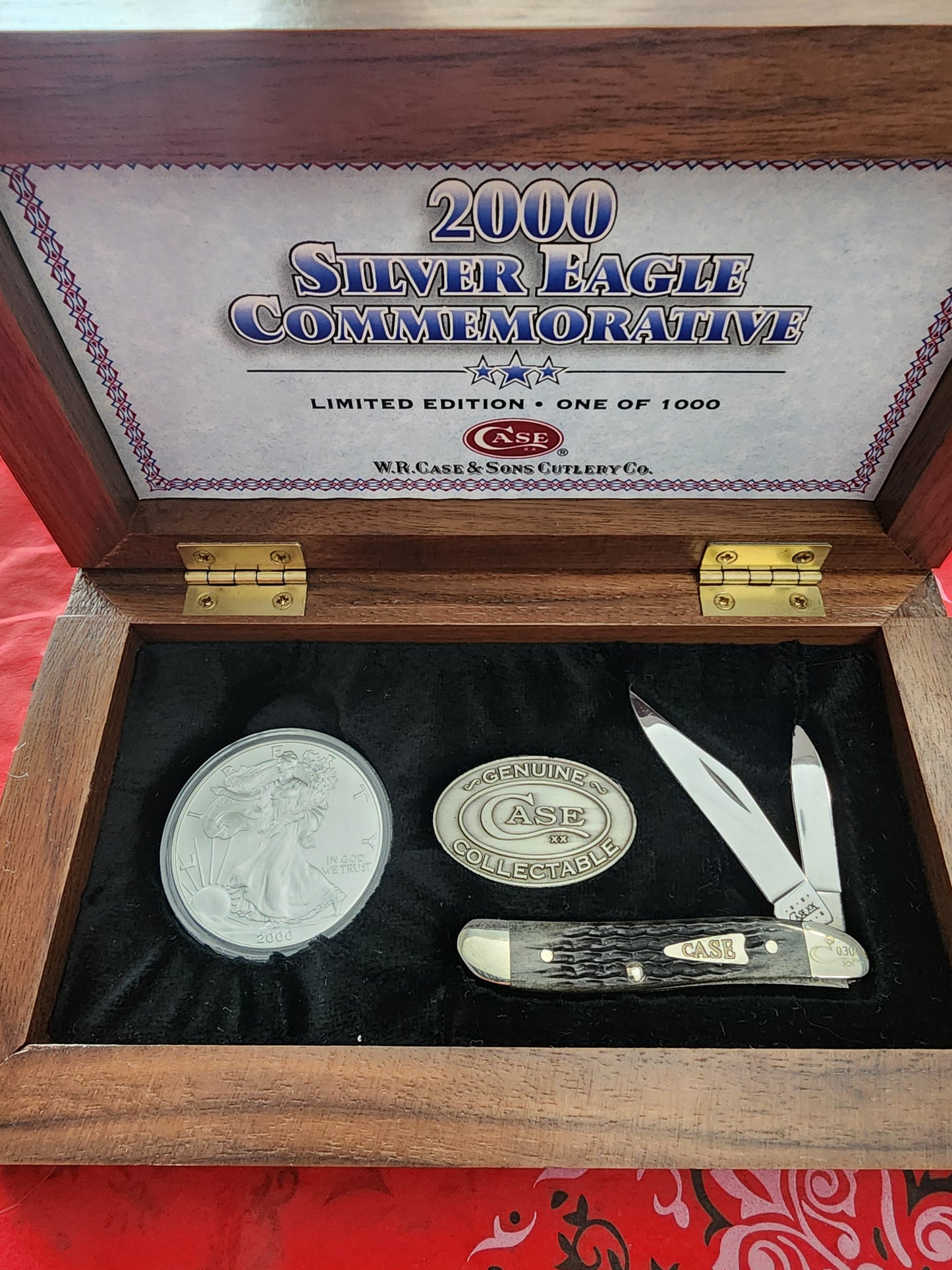 2000 Case Silver Eagle Commemorative Peanut Box