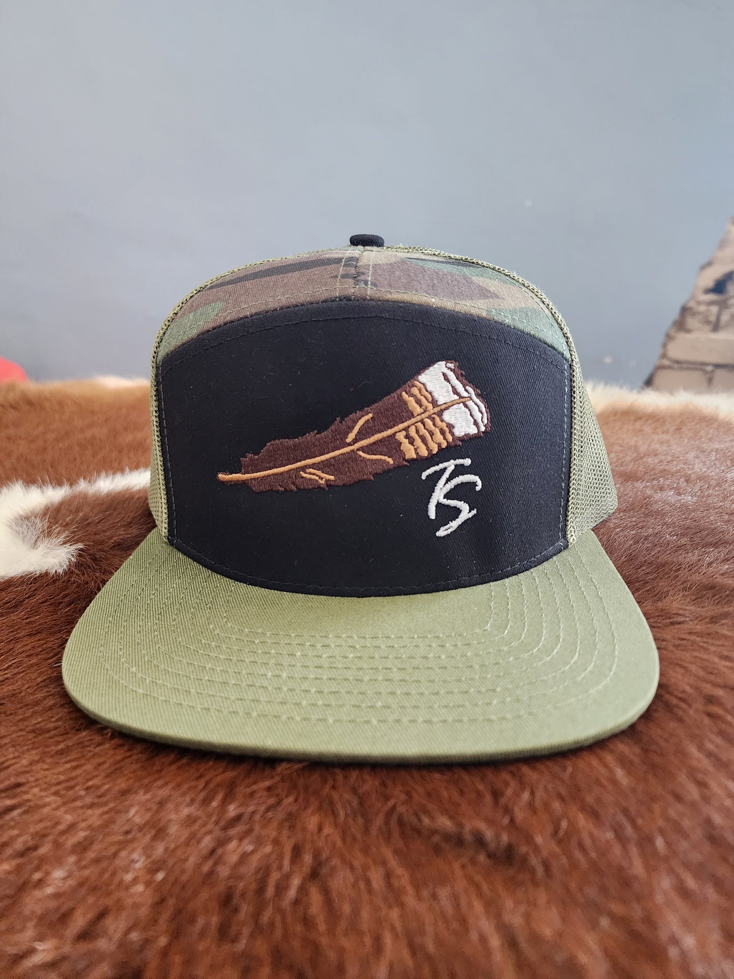 Men's Thomas Strut's Apparel Co. Feather 7-Panel Trucker Hat-Camo/Loden/Black